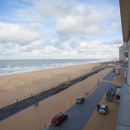 Bright Apartment With Sea View オステンド エクステリア 写真